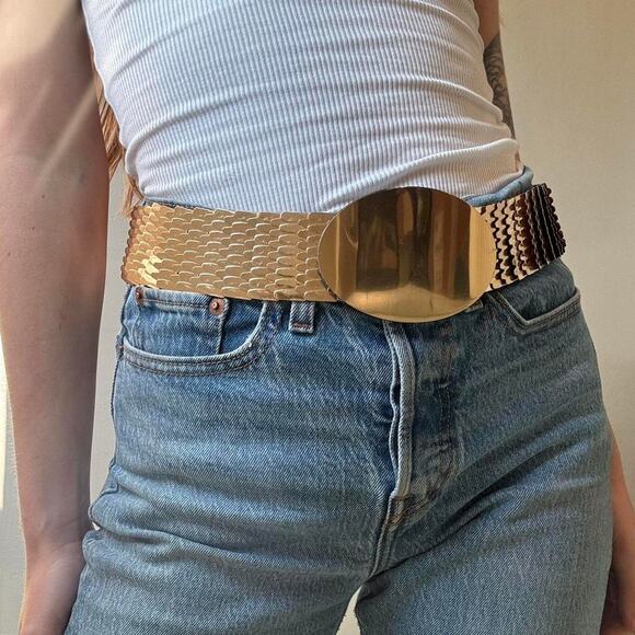 Vintage Gold Statement Belt 80s 90s Metallic Fashion Costume Accessory - Picture 3 of 5